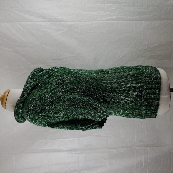 💚5/$25💚INC International Concepts Green Top Size XS - Picture 7 of 7